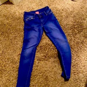 Blue jeans for pockets you look beautiful in them